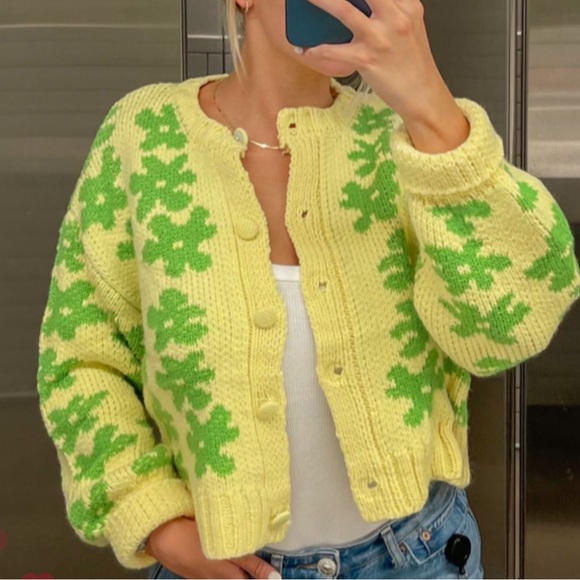 Yellow & Green Floral Knit Cardigan - Picture 2 of 5